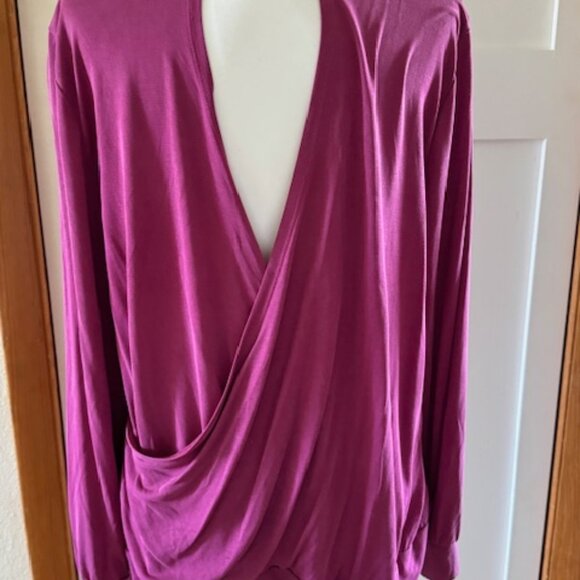 LOFT  V Back Long Sleeve Top, Size XL XLarge - Picture 2 of 4